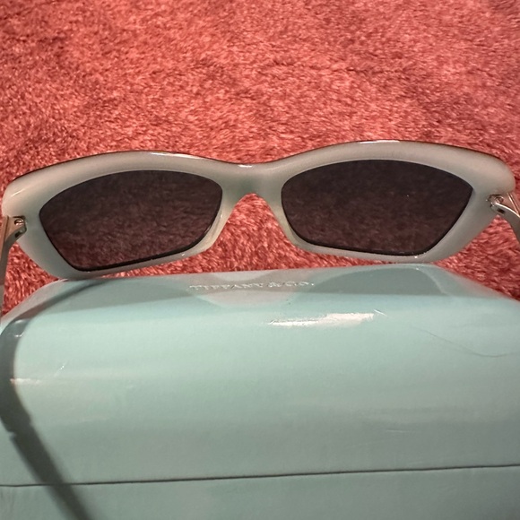 Authentic Tiffany & Co. Polarized Sunglasses - Picture 6 of 7